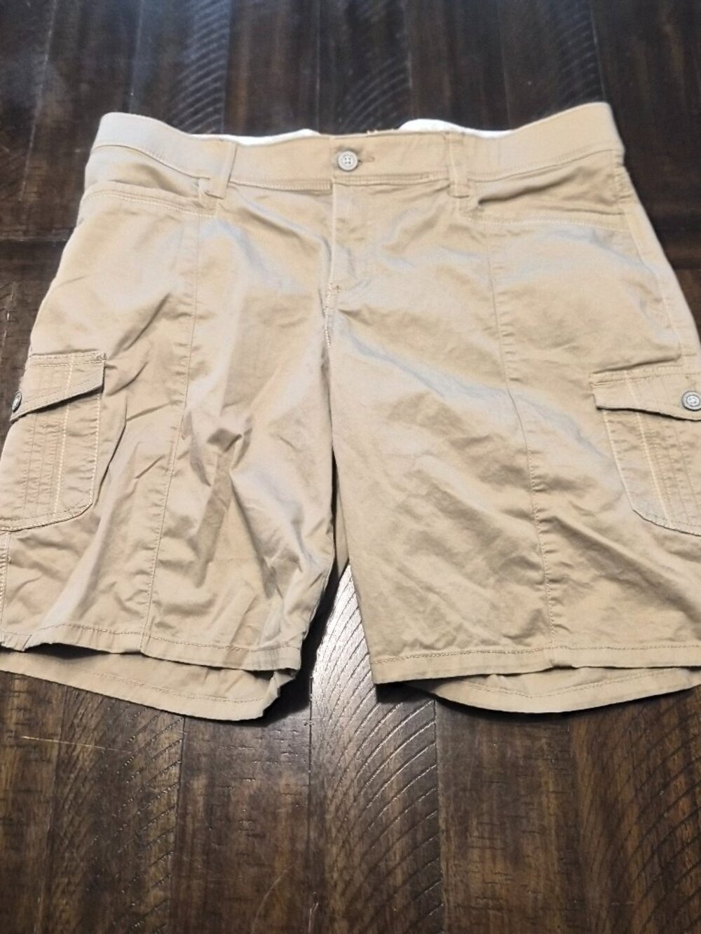 Lee Sinfully Soft Cargo Shorts Womens Size 18 Medium Beige High Rise G274